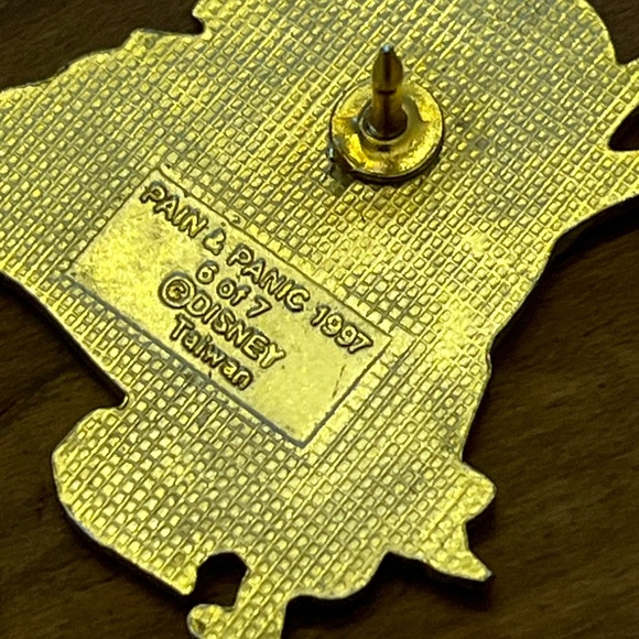 Pain + Panic 1997 LE Hercules Disney Opening Weekend Commemorative Pin #6 of 7 - Picture 6 of 15